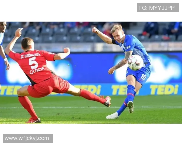 柏林赫塔与弗赖堡的首发阵容分析及战术对比